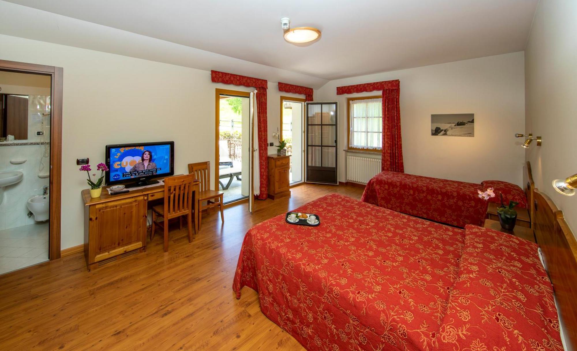 Albergo Edelweiss - Larespa Crodo Esterno foto